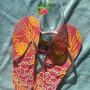 New Summer Gift flip flops w/ wine gobbled 2pc set